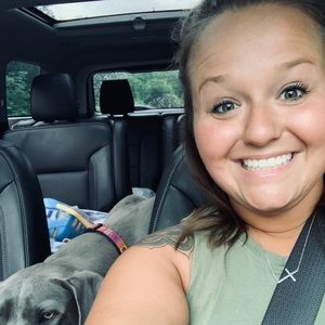 Meet your Posher, Rebecca